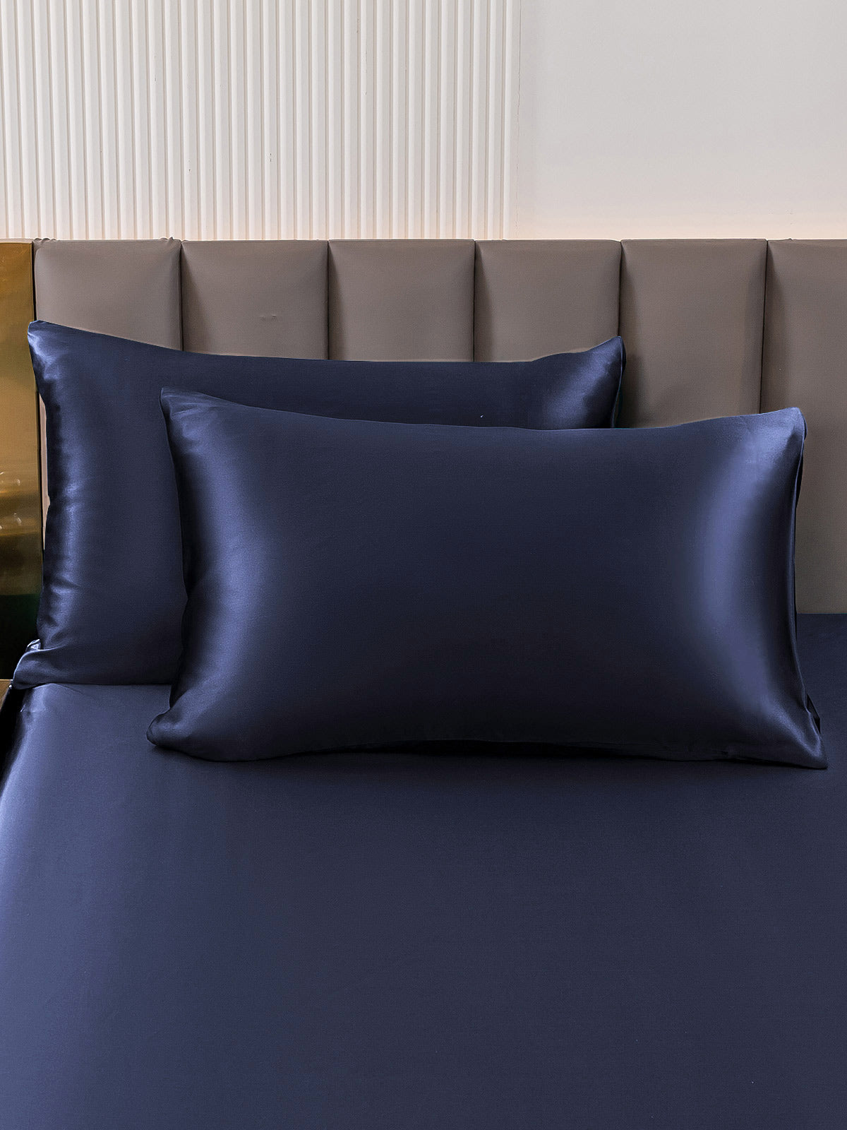 VelvetSilk - Set of 2 Premium 30Momme Mulberry Silk Pillowcases