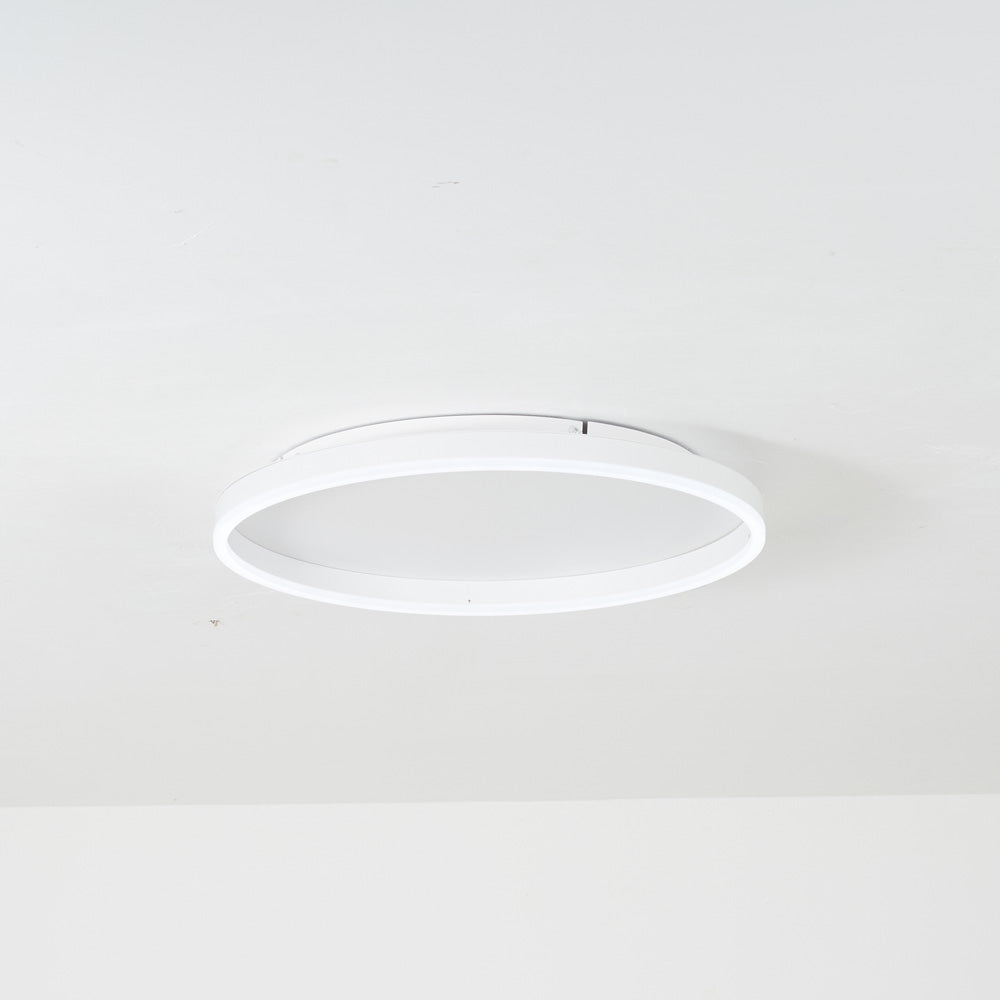 ArishaBeam – Elegant Metal LED Ceiling Lamp