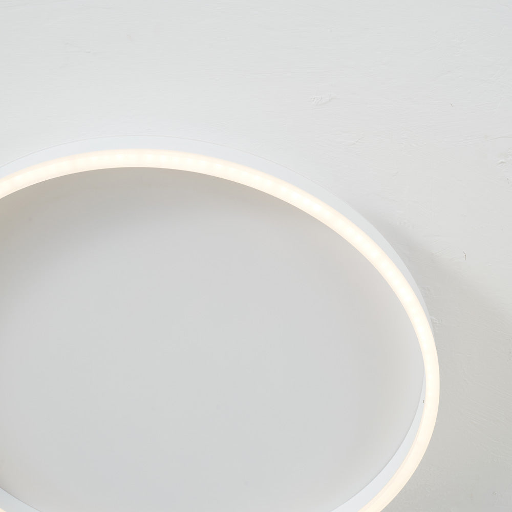 ArishaBeam – Elegant Metal LED Ceiling Lamp
