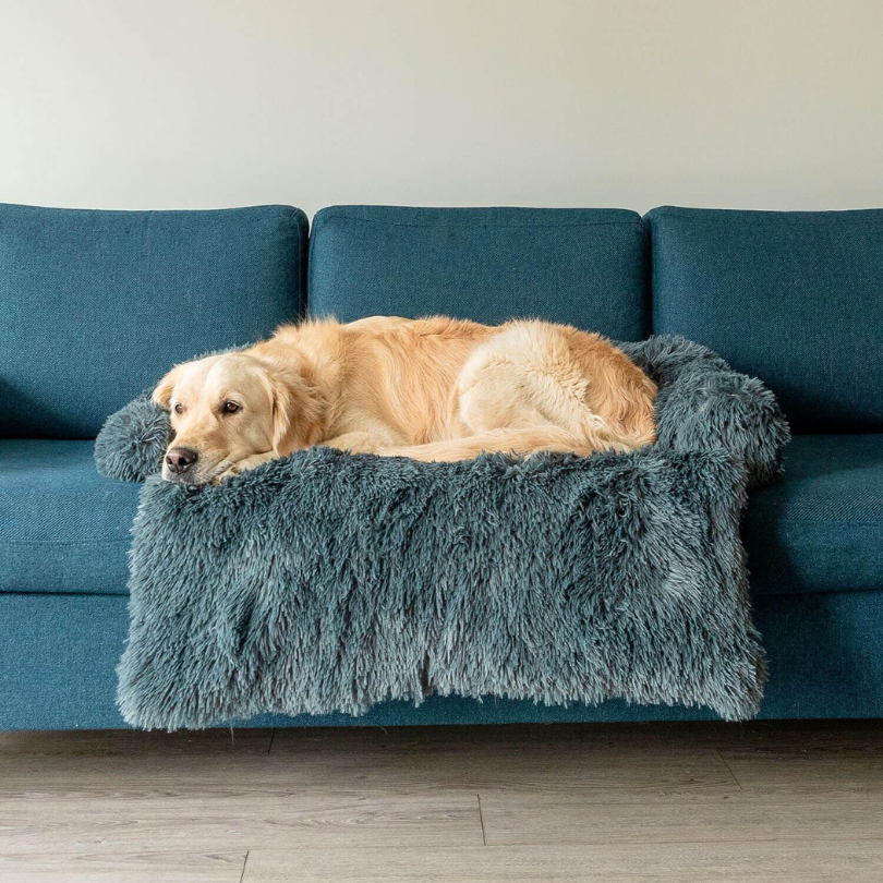 Water-Repellent Dog Bed Protector with Soft Vegan Fur – Non-Slip, Comfortable, Suitable for All Dog Sizes