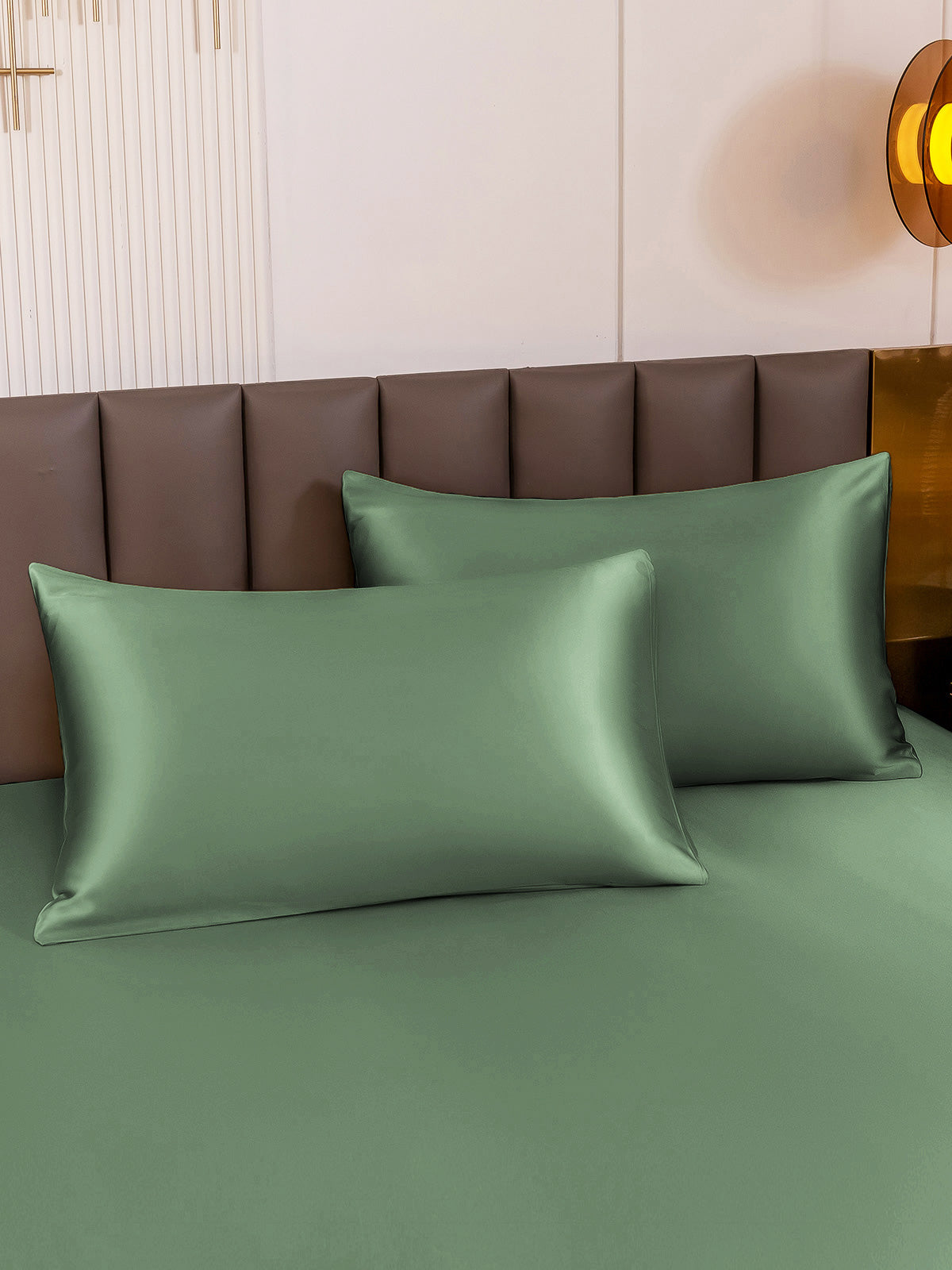VelvetSilk - Set of 2 Premium 30Momme Mulberry Silk Pillowcases