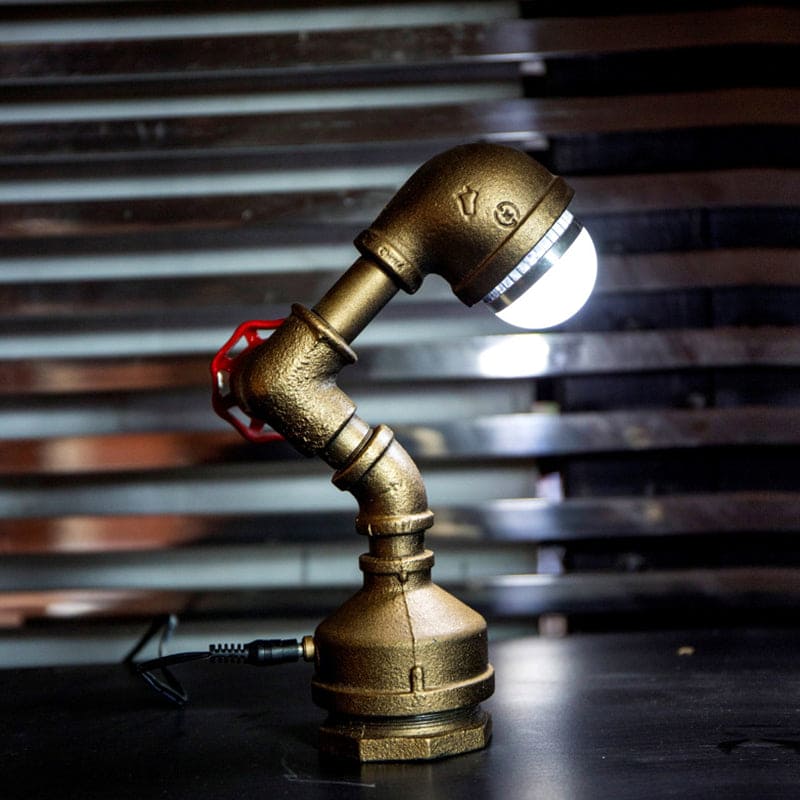 SteamGlow – Brass Robot Lamp with Rotating Switch