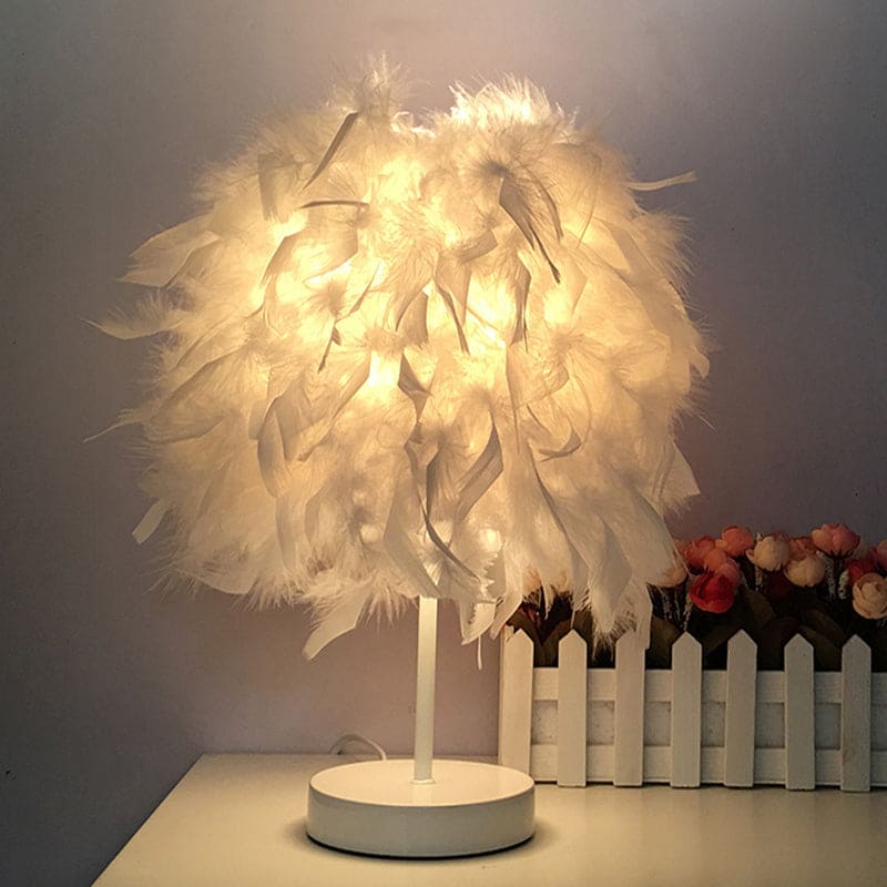 VelvetGlow - Feather Globe Accent Lamp