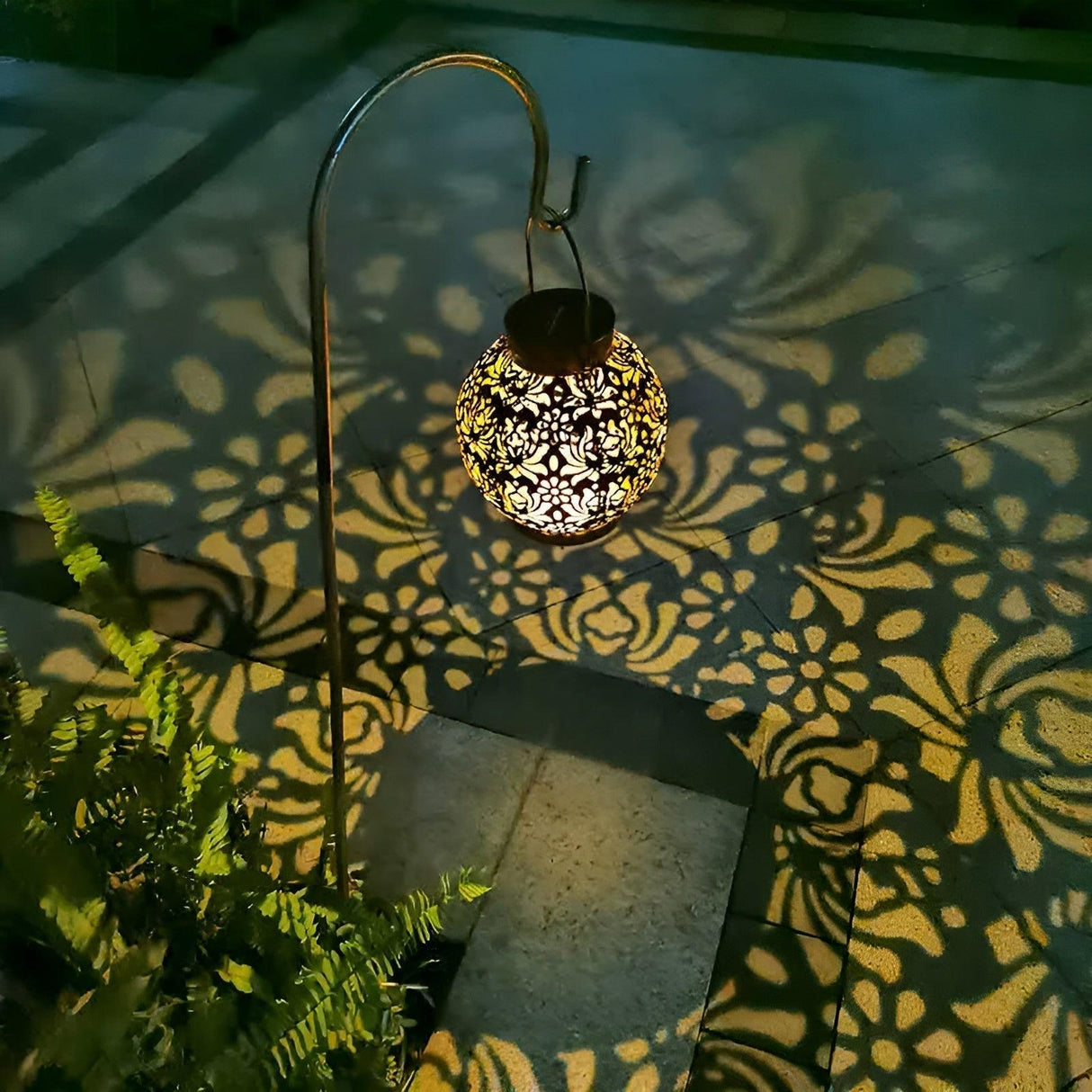 AquaGlow – Waterproof Solar LED Garden Hanging Light