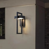 AuraBright – Modern Outdoor Wall Light with Energy-Efficient LED