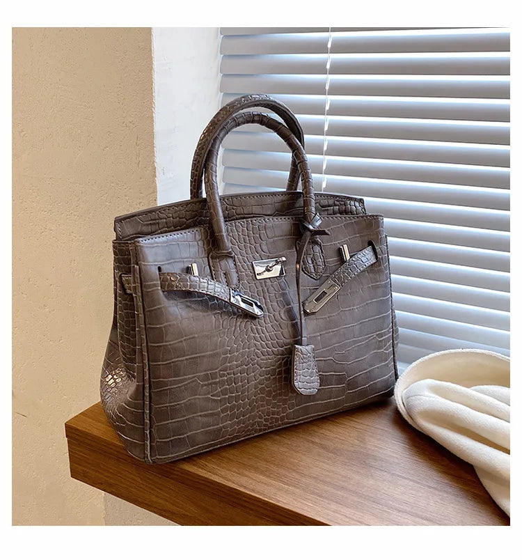 Vivienne | Stone-Texture PU Leather Tote & Crossbody – Spacious Adjustable Shoulder Bag | 2025 Style | For Women’s Commute Essentials