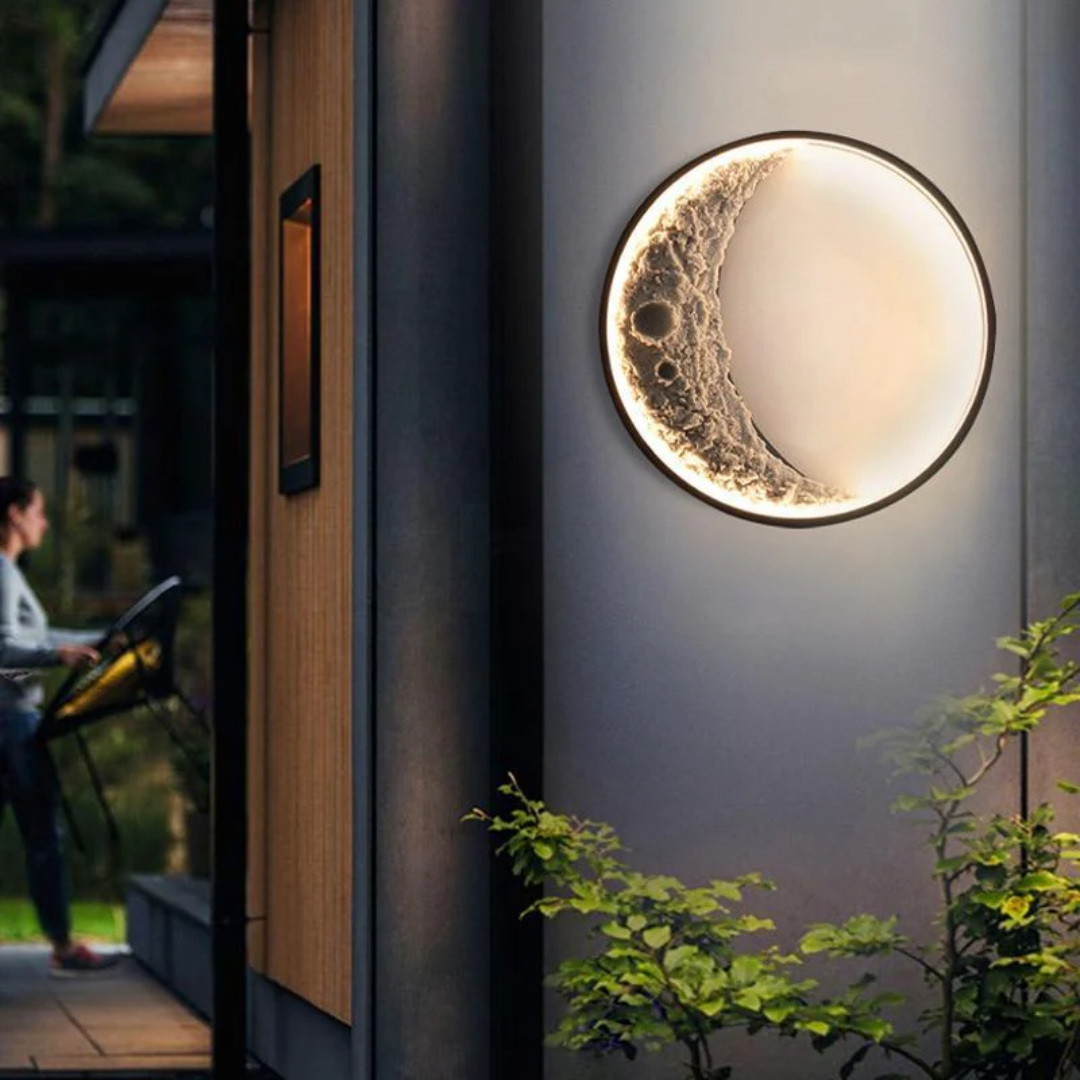 Tyrova Modern Waterproof Outdoor Wall Lamp - Stylish LED Exterior Wall Lights