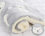 Ultra Soft Cat Blanket – Cozy Flannel Blanket with Cats, Hypoallergenic and Machine Washable, Perfect for All Cats