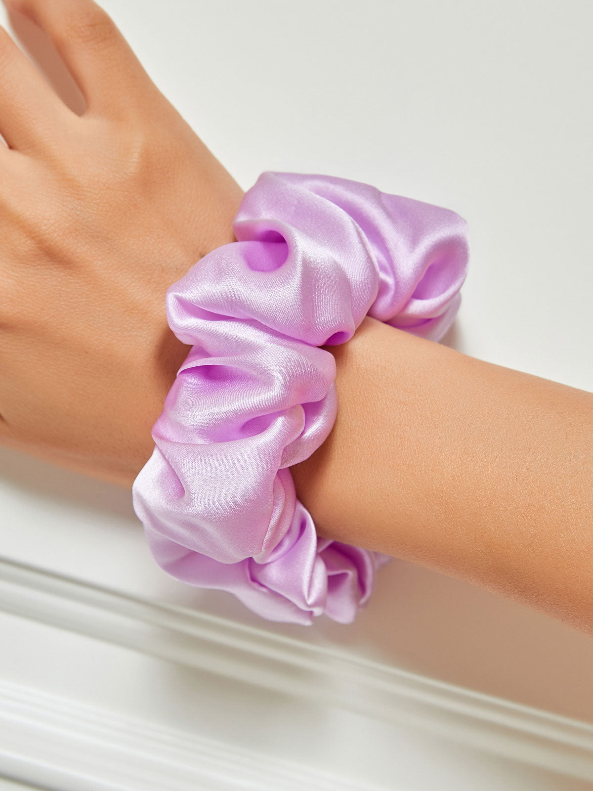 VelvetSilk - Midnight Silk Hair Scrunchies (3.5 cm)
