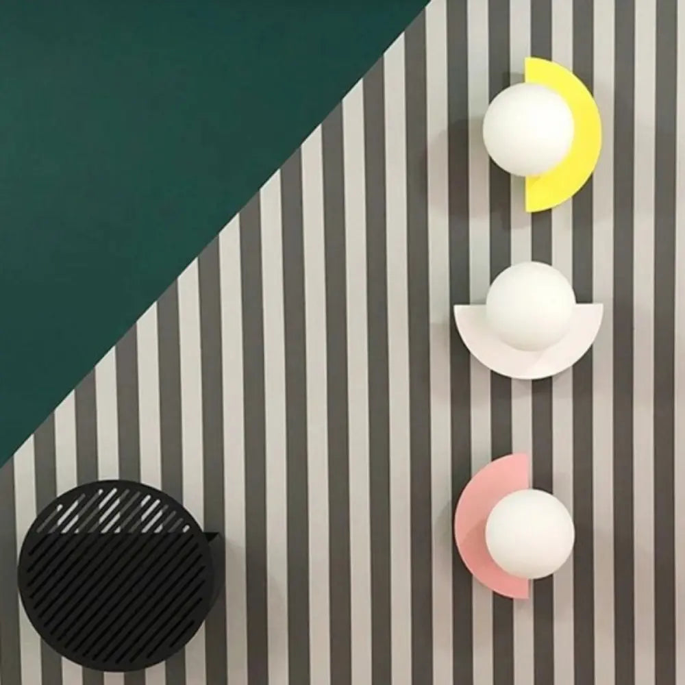 AuraCircle - Modern Circular Wall Lamp