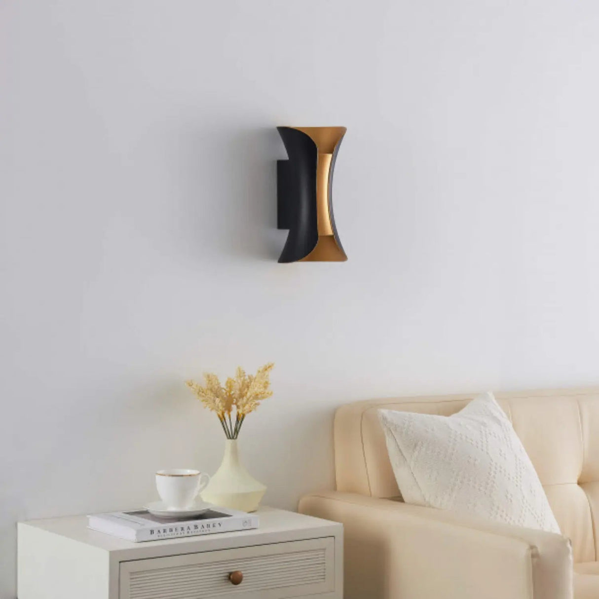 ShizukuLuxe - Wall Light with Elegance