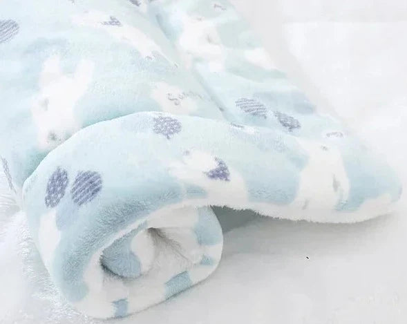 Ultra Soft Cat Blanket – Cozy Flannel Blanket with Cats, Hypoallergenic and Machine Washable, Perfect for All Cats