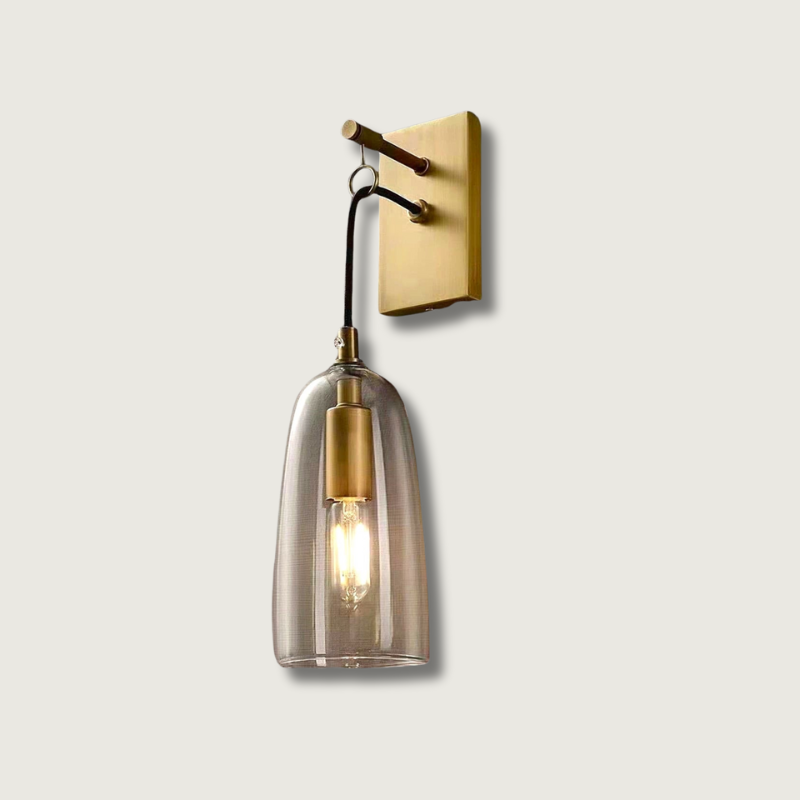 NovaGlow – Refined Gold Wall Lamp for Sophisticated Interiors
