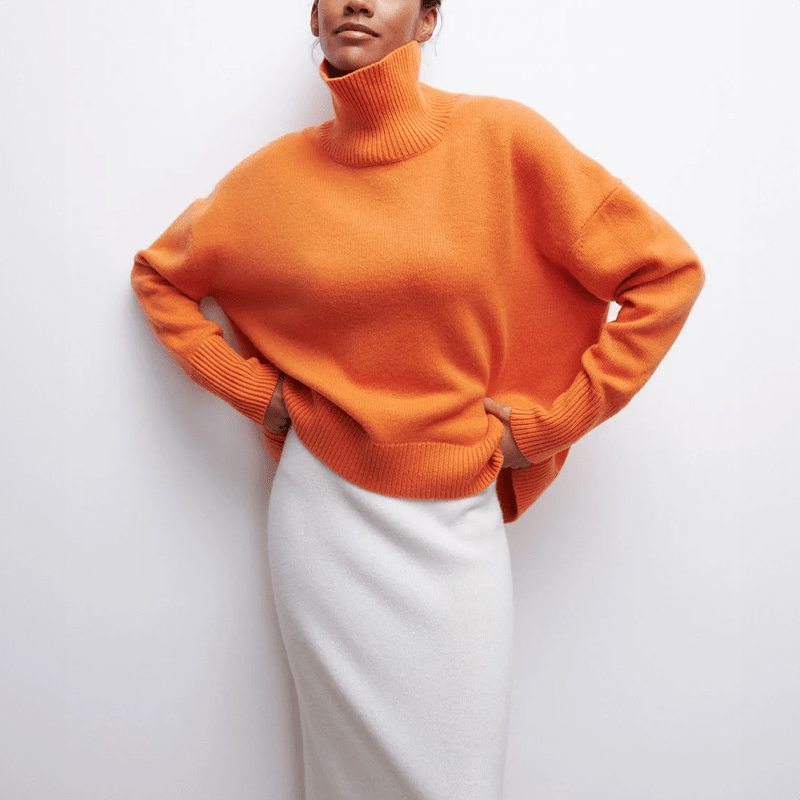 WarmWeave - Elegant Knit Sweater for a Comfy Look