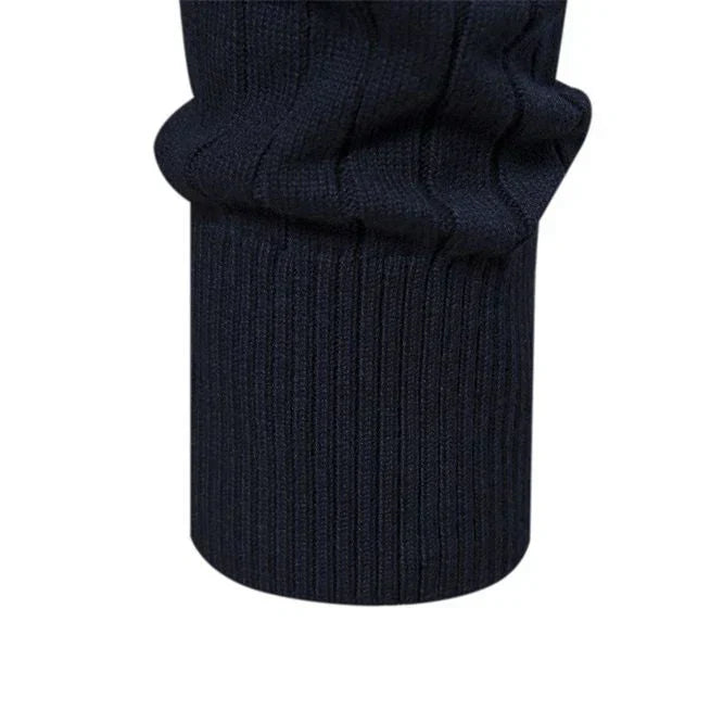 MetroWarm - Sophisticated Men's Zip Sweater for a Trendy Fall Look