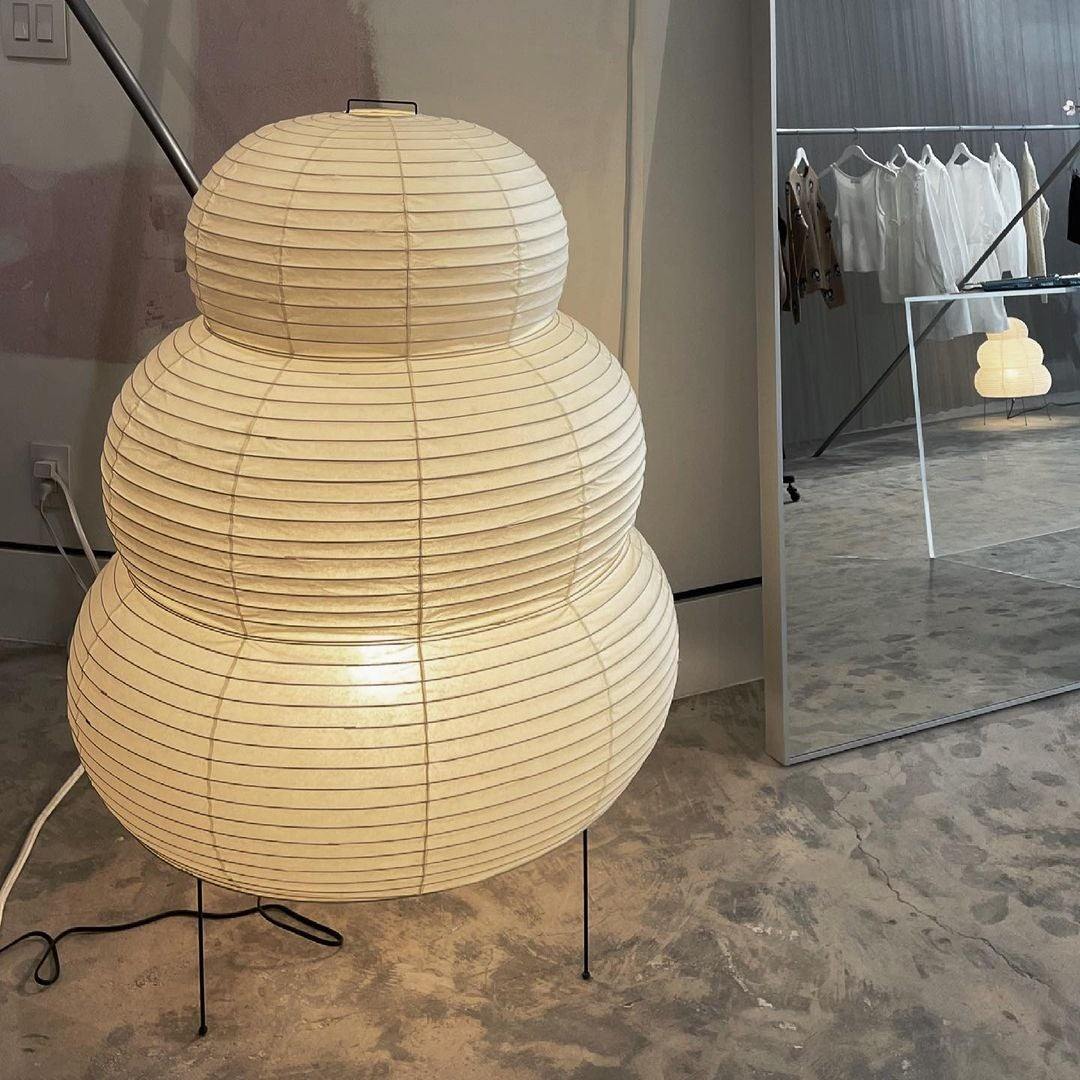 ZenLume – Serene Japanese Lantern Desk Lamp