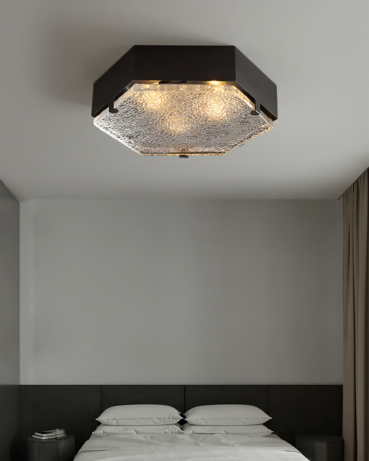 AntheronGlow - Classic Elegance Meets Modern Style