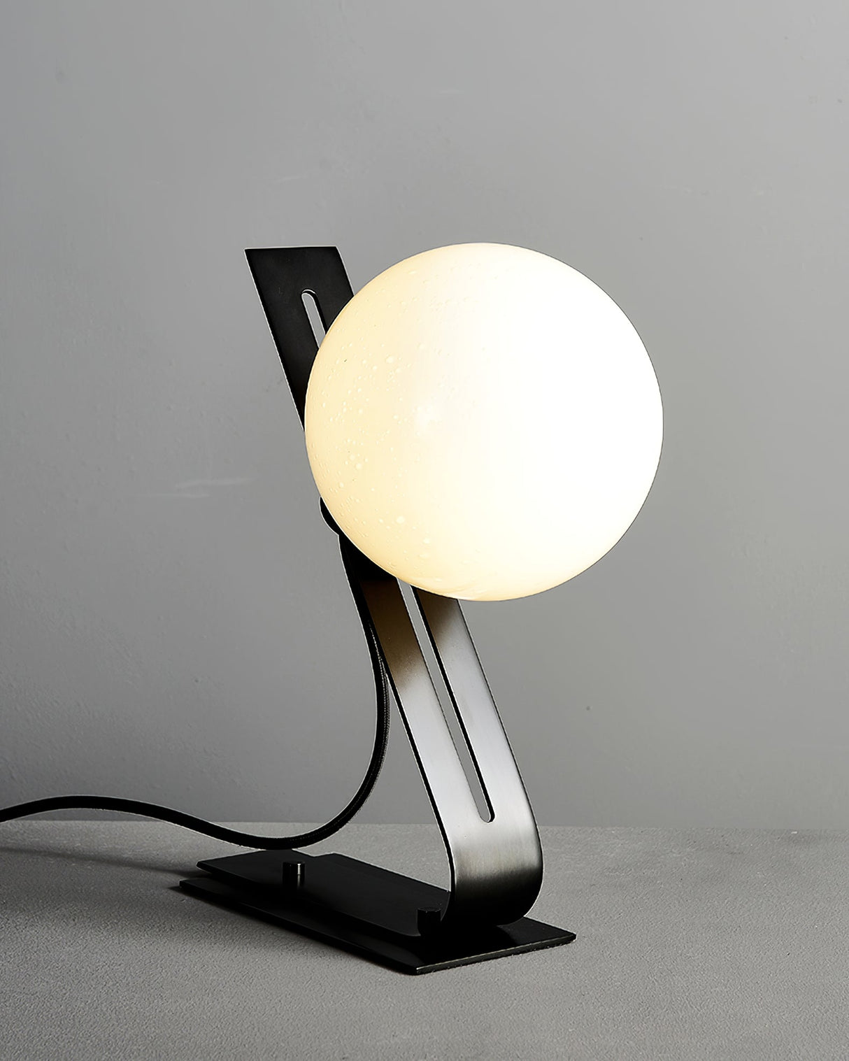 ArandelaGlow - Modern Desk Light