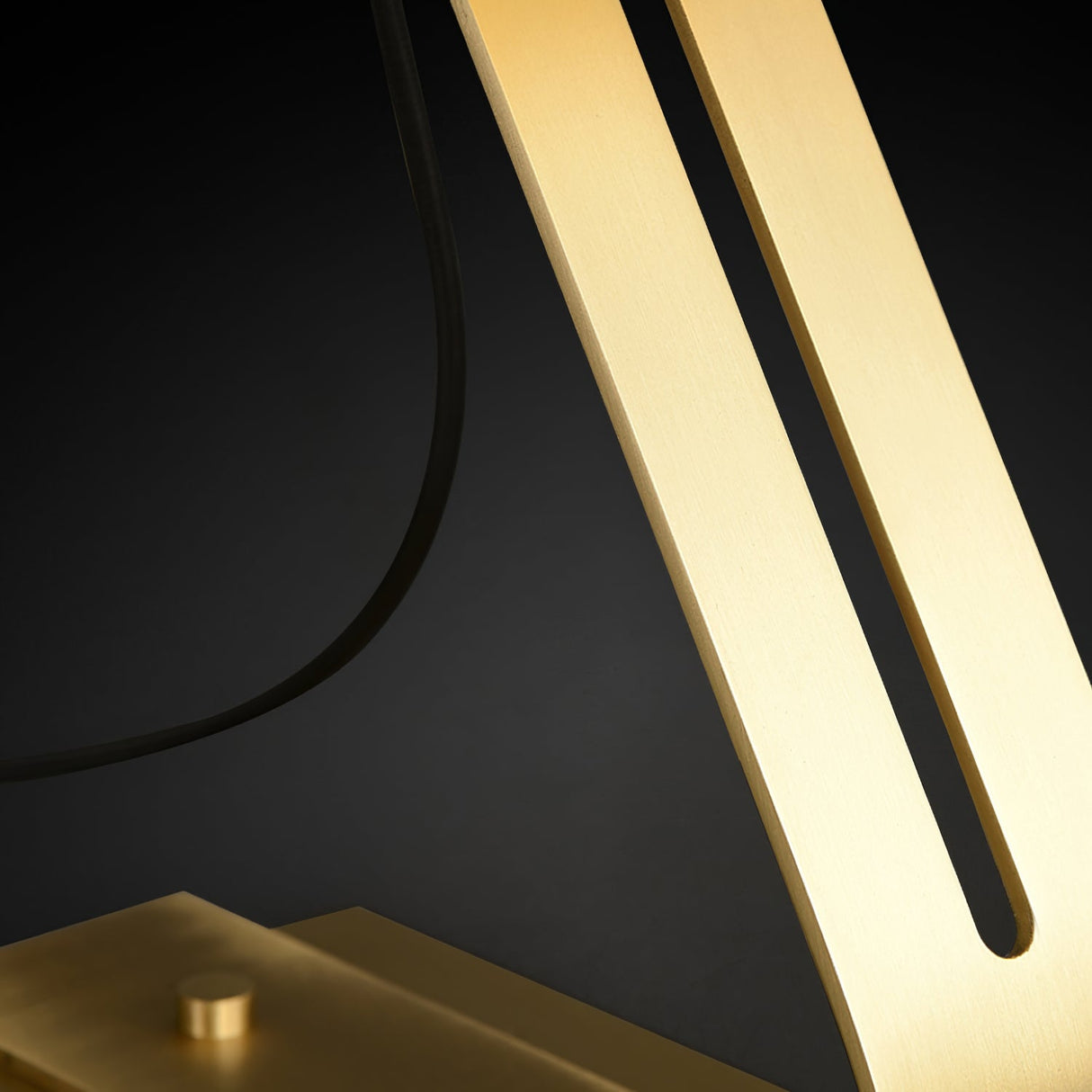 ArandelaGlow - Modern Desk Light