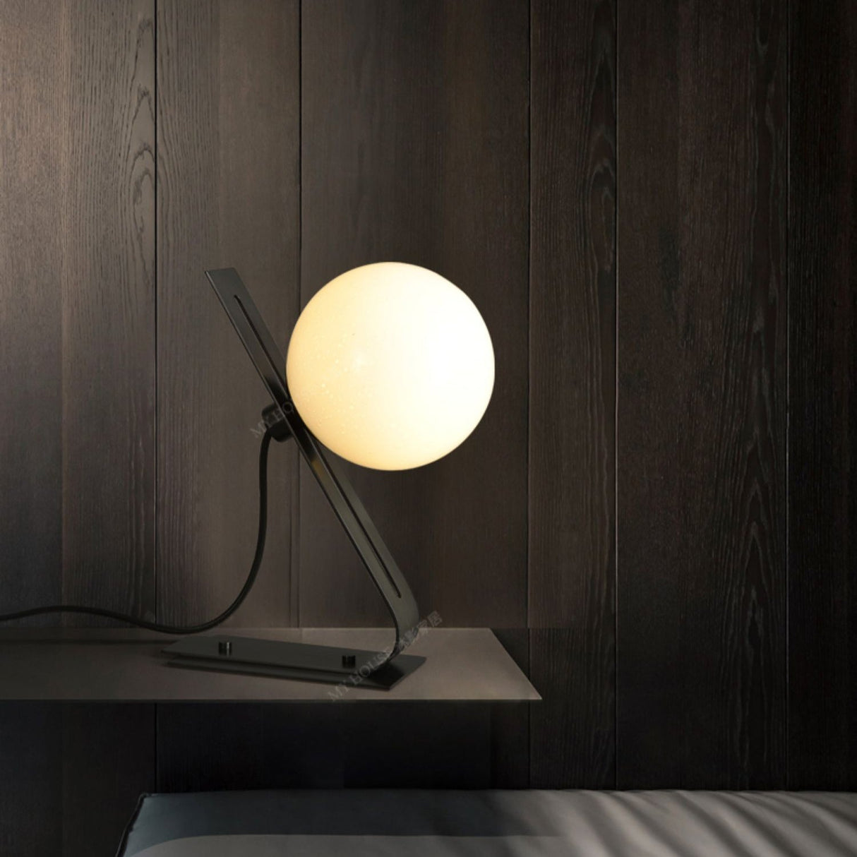 ArandelaGlow - Modern Desk Light