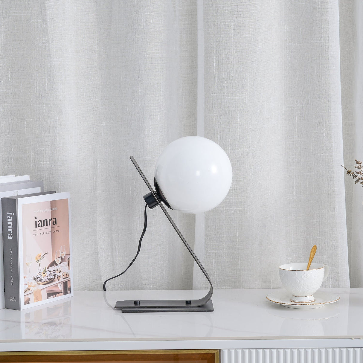 ArandelaGlow - Modern Desk Light