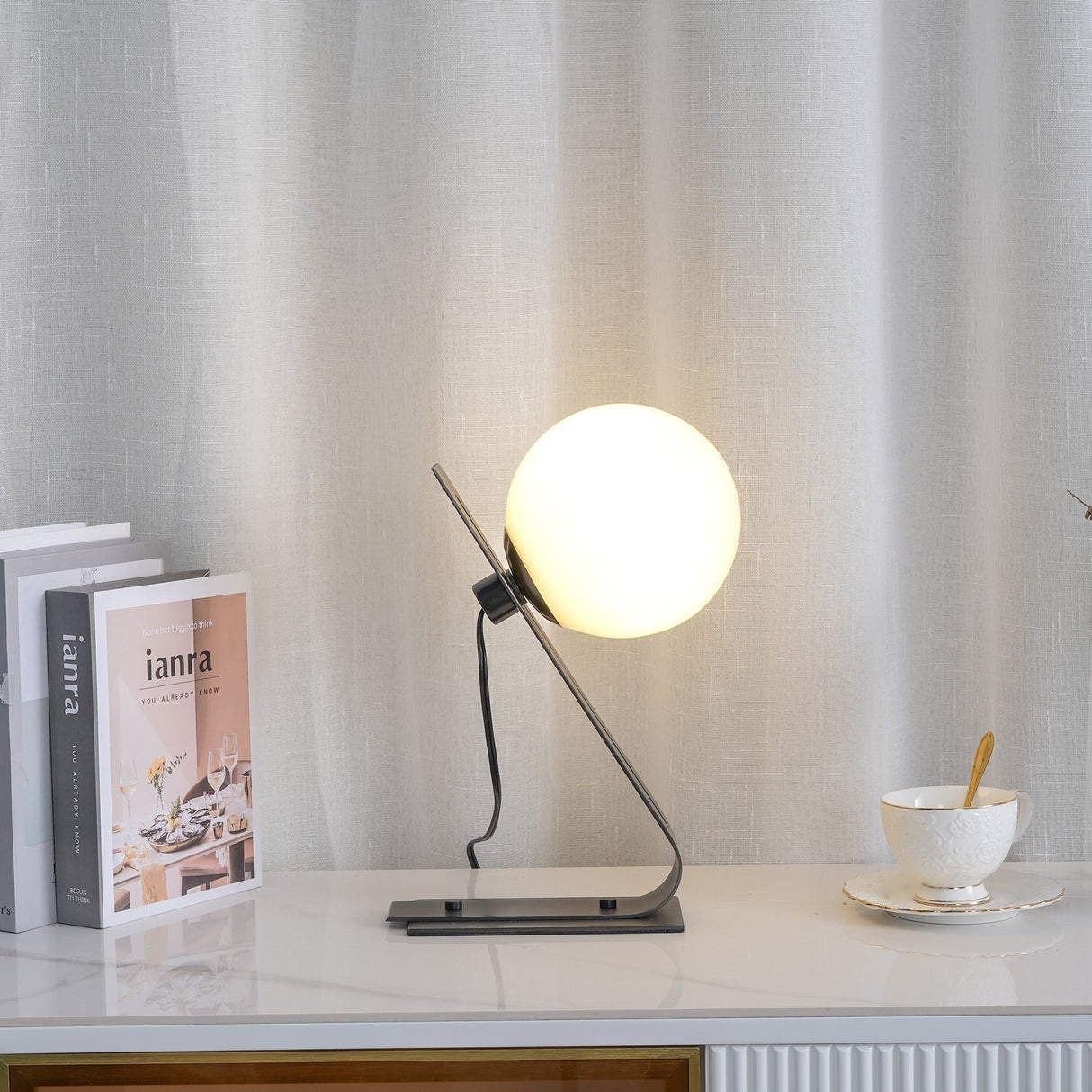 ArandelaGlow - Modern Desk Light