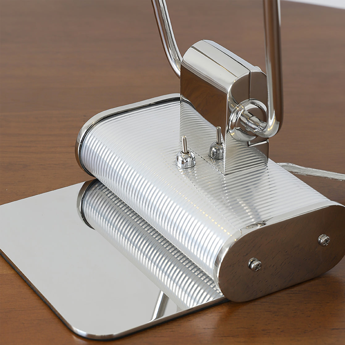 TimberGlow – Open Screen LED Table Lamp