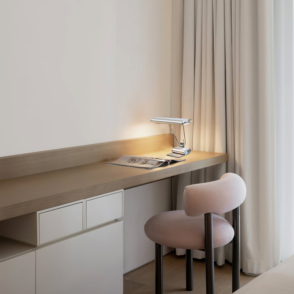 TimberGlow – Open Screen LED Table Lamp