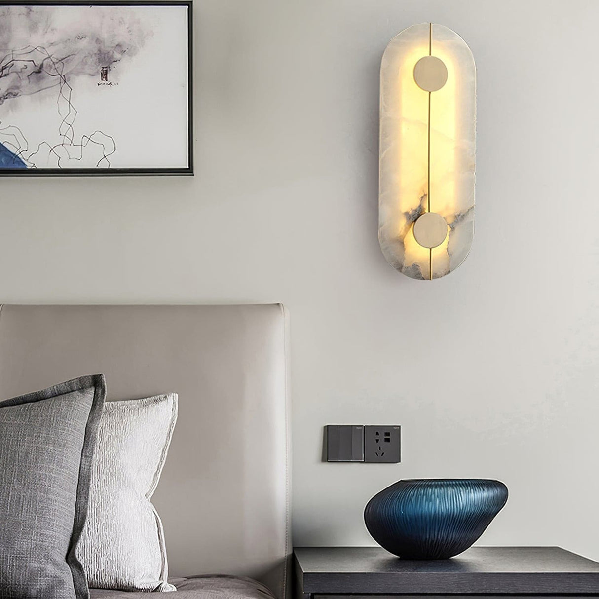 StoneLuxe – Art Deco Wall Lamp with Refined Stone Detail