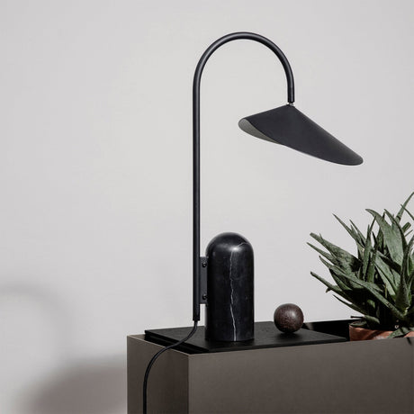 VerbaLume – Contemporary Adjustable Lighting Table Lamp