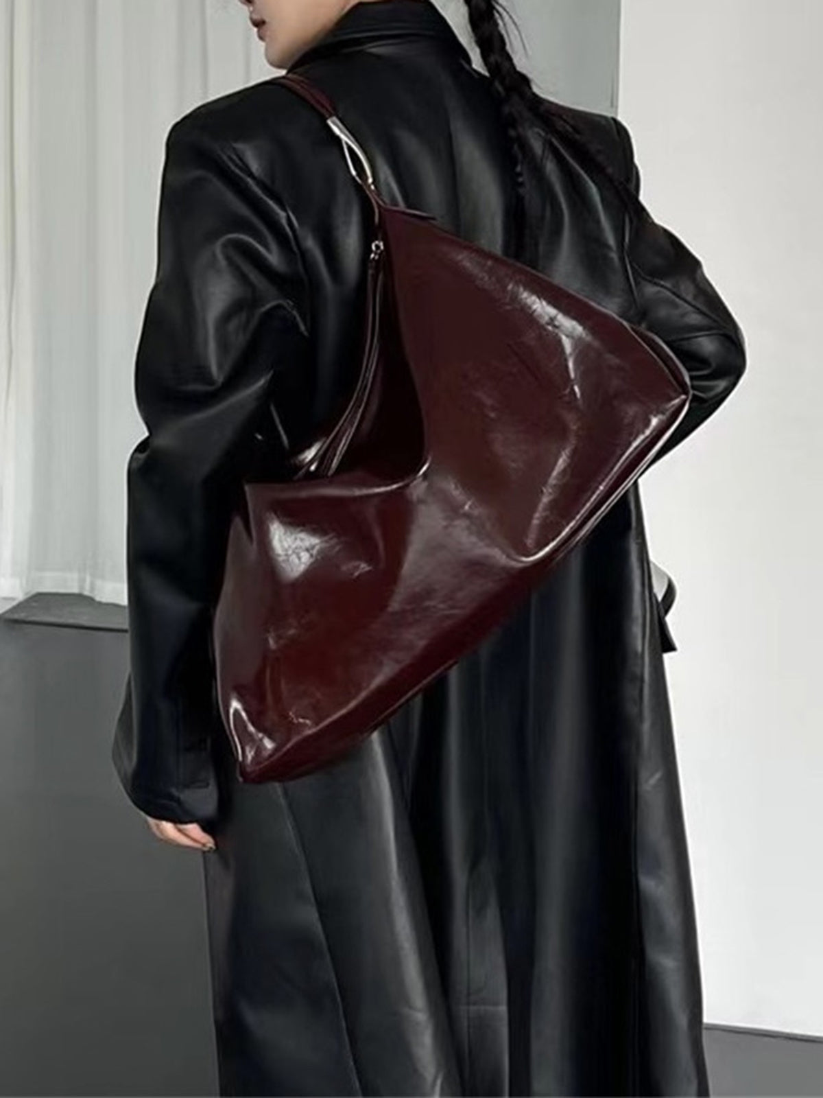 Women's Hobo Bag Black One Size Polyurethane