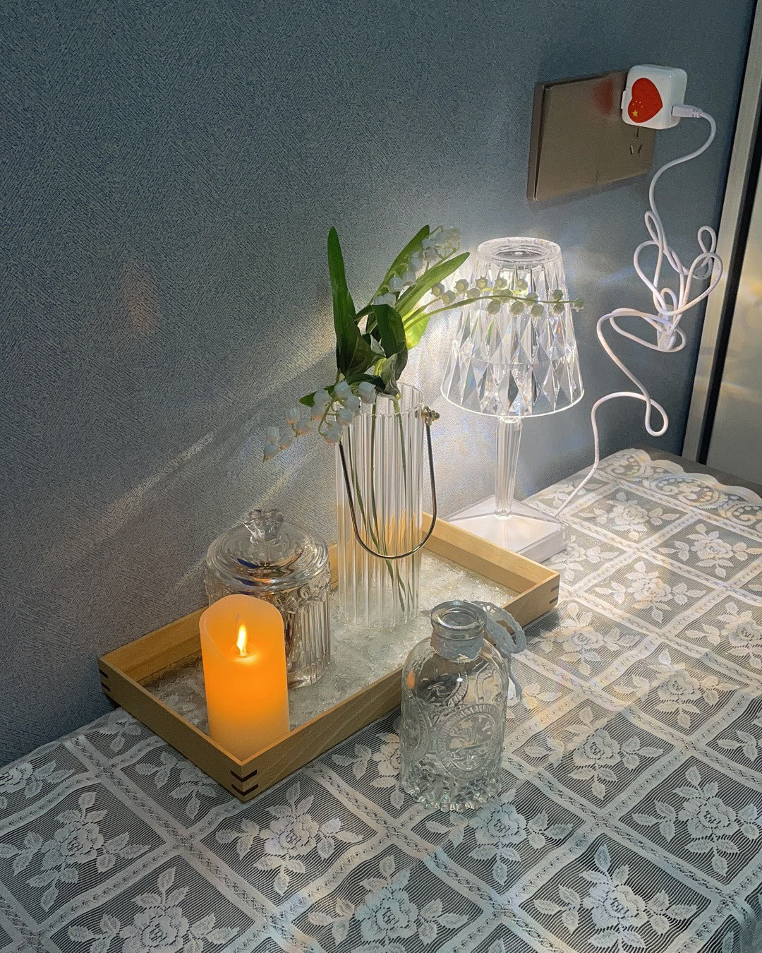 SparkleBeam - Modern LED Lamp with a Touch of Glamour