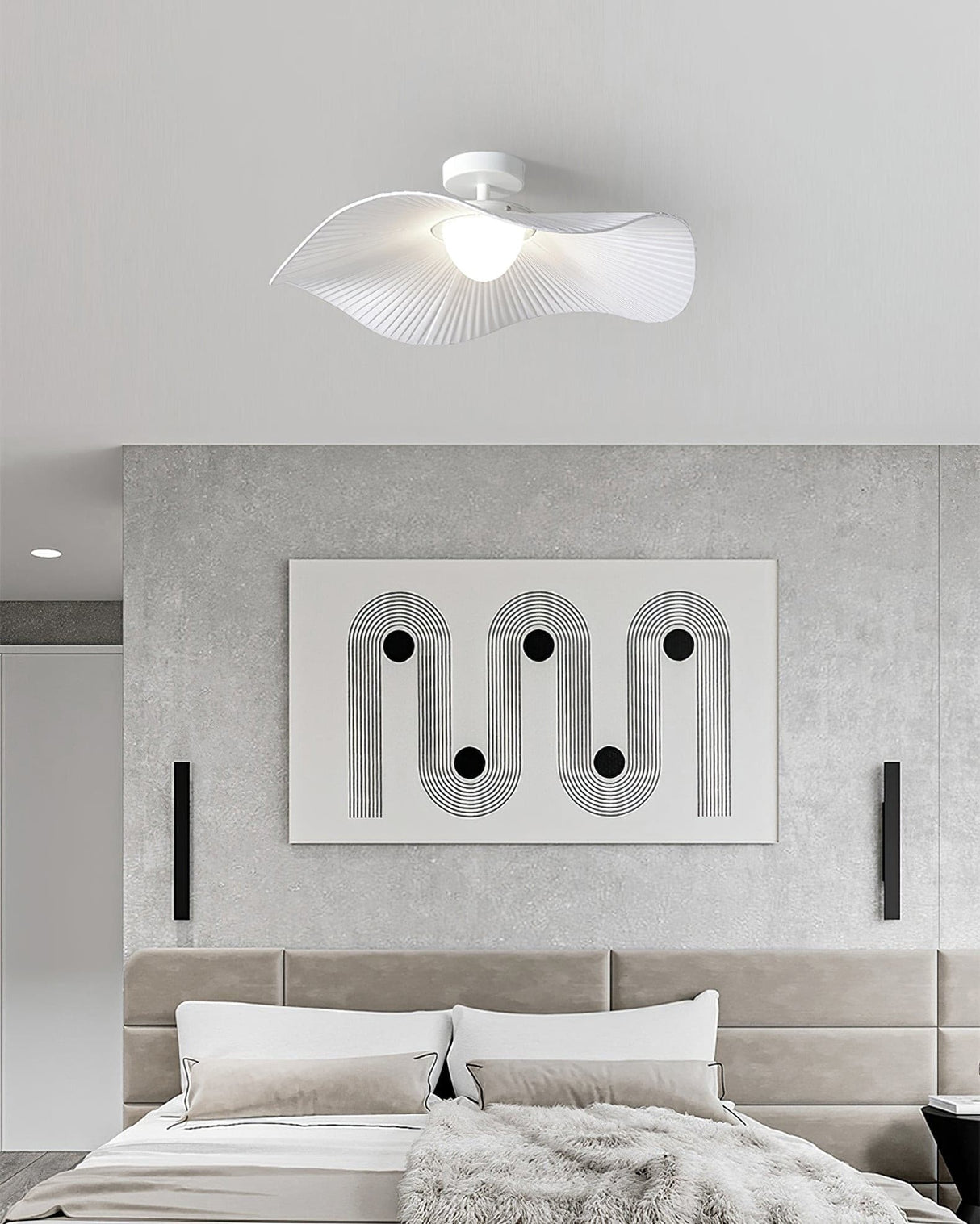 SkyLuxe - Ceiling Lamp with Cloud Detailing and Warm Light Spread