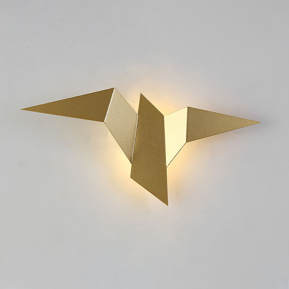 WingedBeam – Decorative Bird-Shaped Wall Light