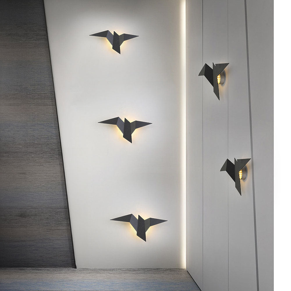 WingedBeam – Decorative Bird-Shaped Wall Light