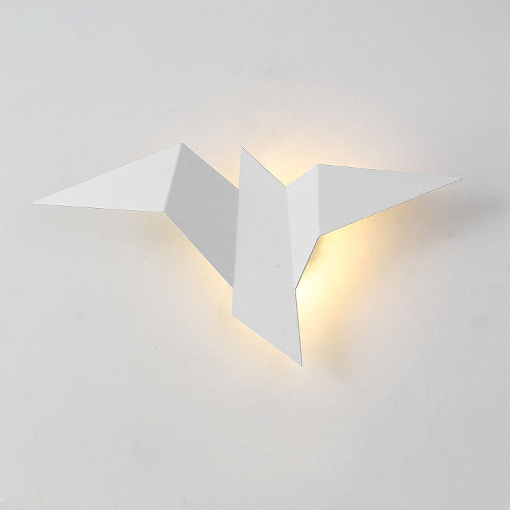 WingedBeam – Decorative Bird-Shaped Wall Light