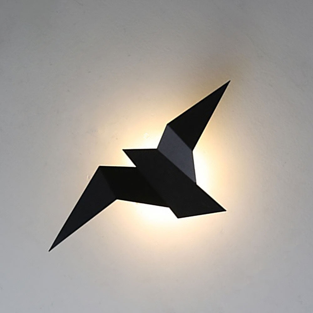 WingedBeam – Decorative Bird-Shaped Wall Light