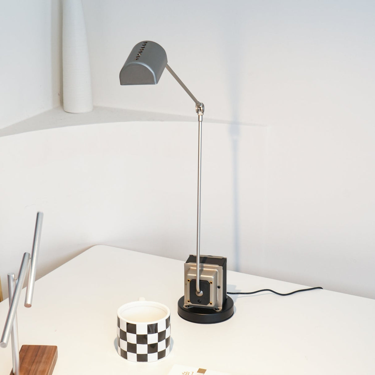 ZalenaShine - Modern Table Light