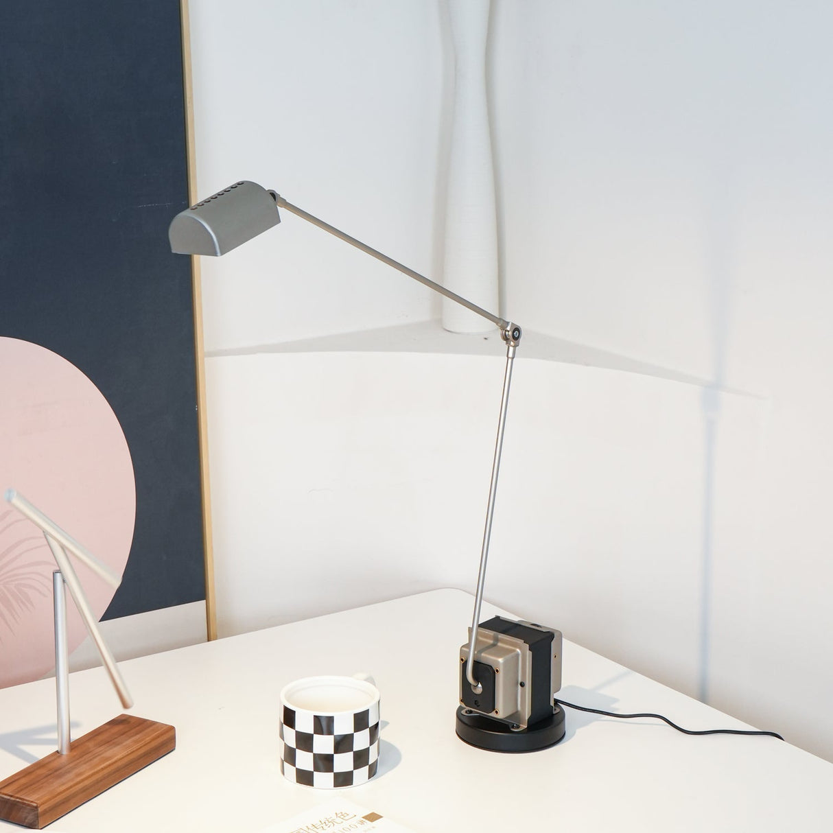 ZalenaShine - Modern Table Light