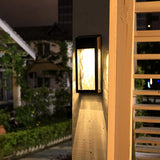 SolarBurst – Outdoor Wall Lamp with Solar Energy