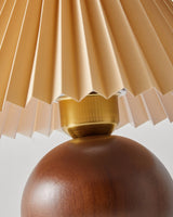SiennaGlow - Tafel Lamp met Houten en Stoffen Ontwerp