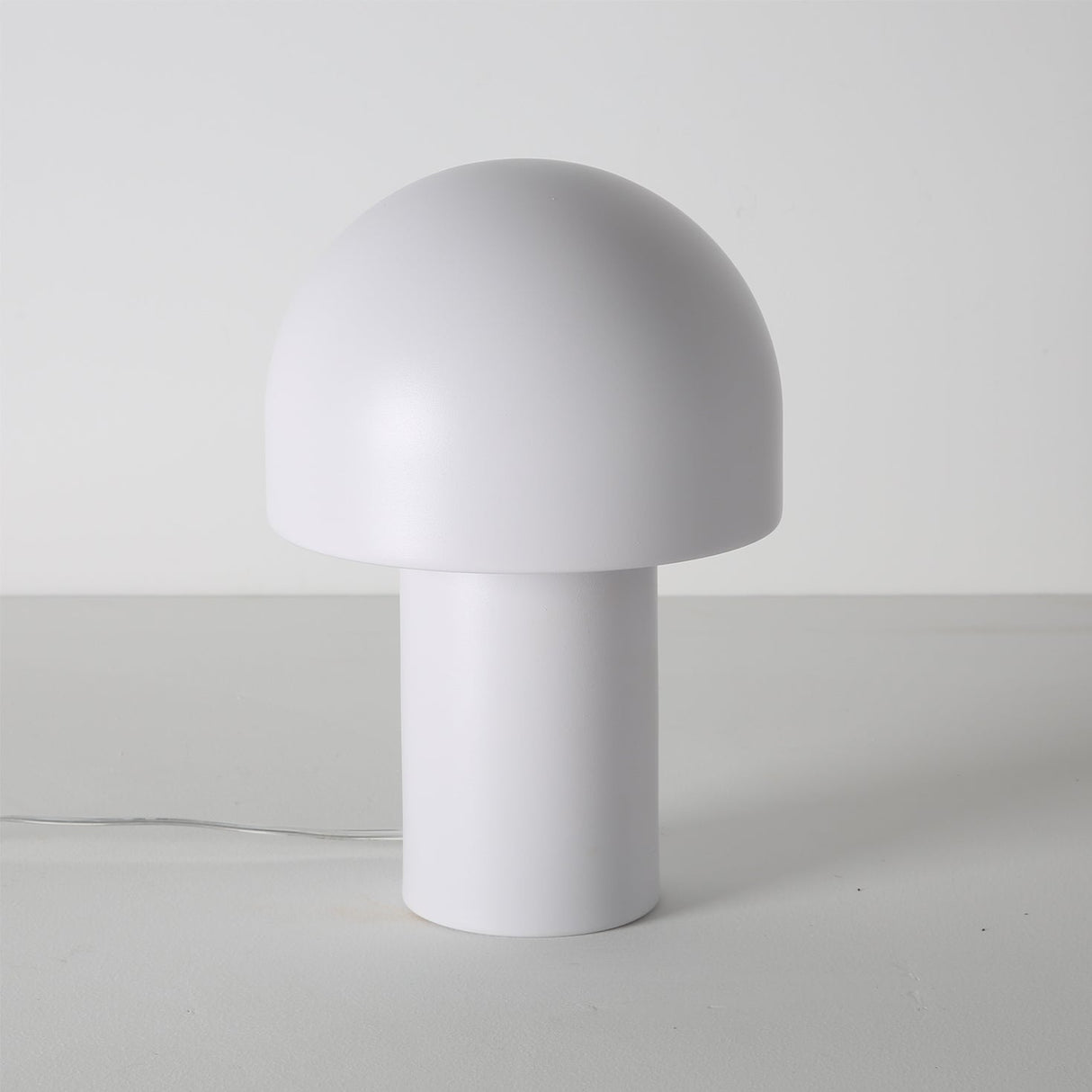 SubtleGlow - Elegant Table Lamp with Soft LED Glow