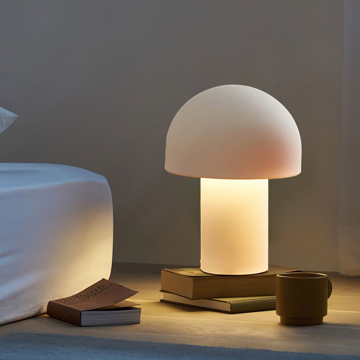 SubtleGlow - Elegant Table Lamp with Soft LED Glow