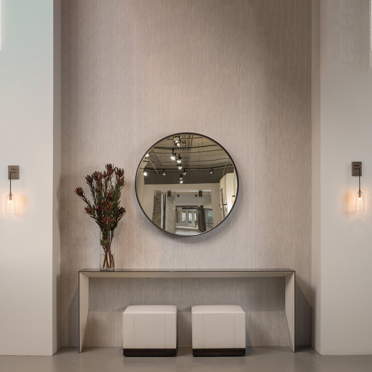 NovaGlow – Refined Gold Wall Lamp for Sophisticated Interiors