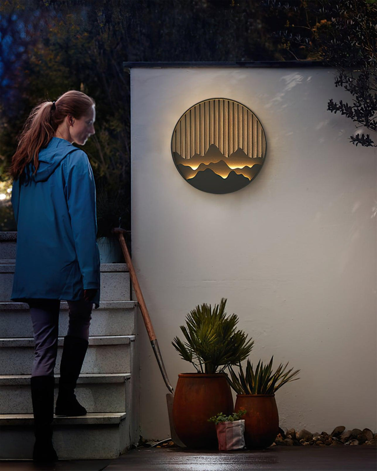 ApexRay - Outdoor Wall Lamp
