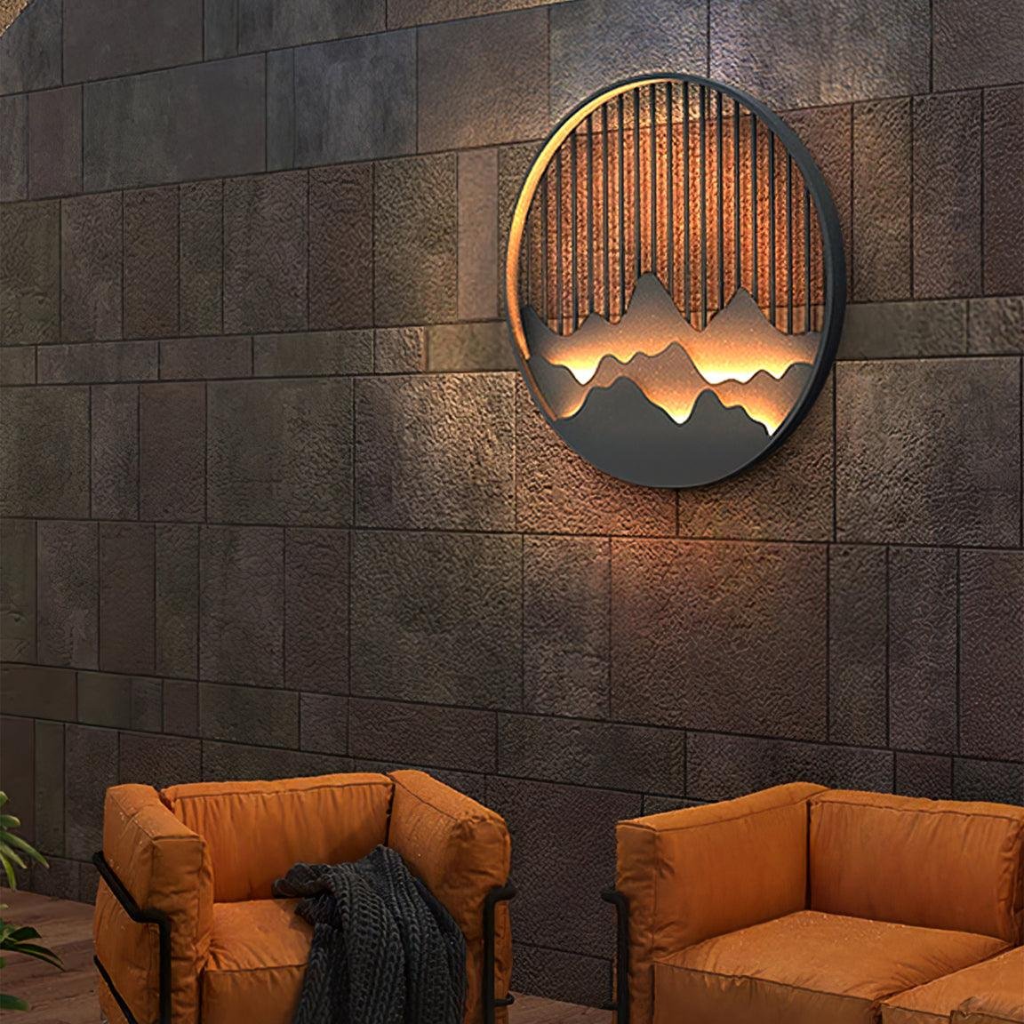 SummitGlow – Elegant Outdoor Wall Lamp