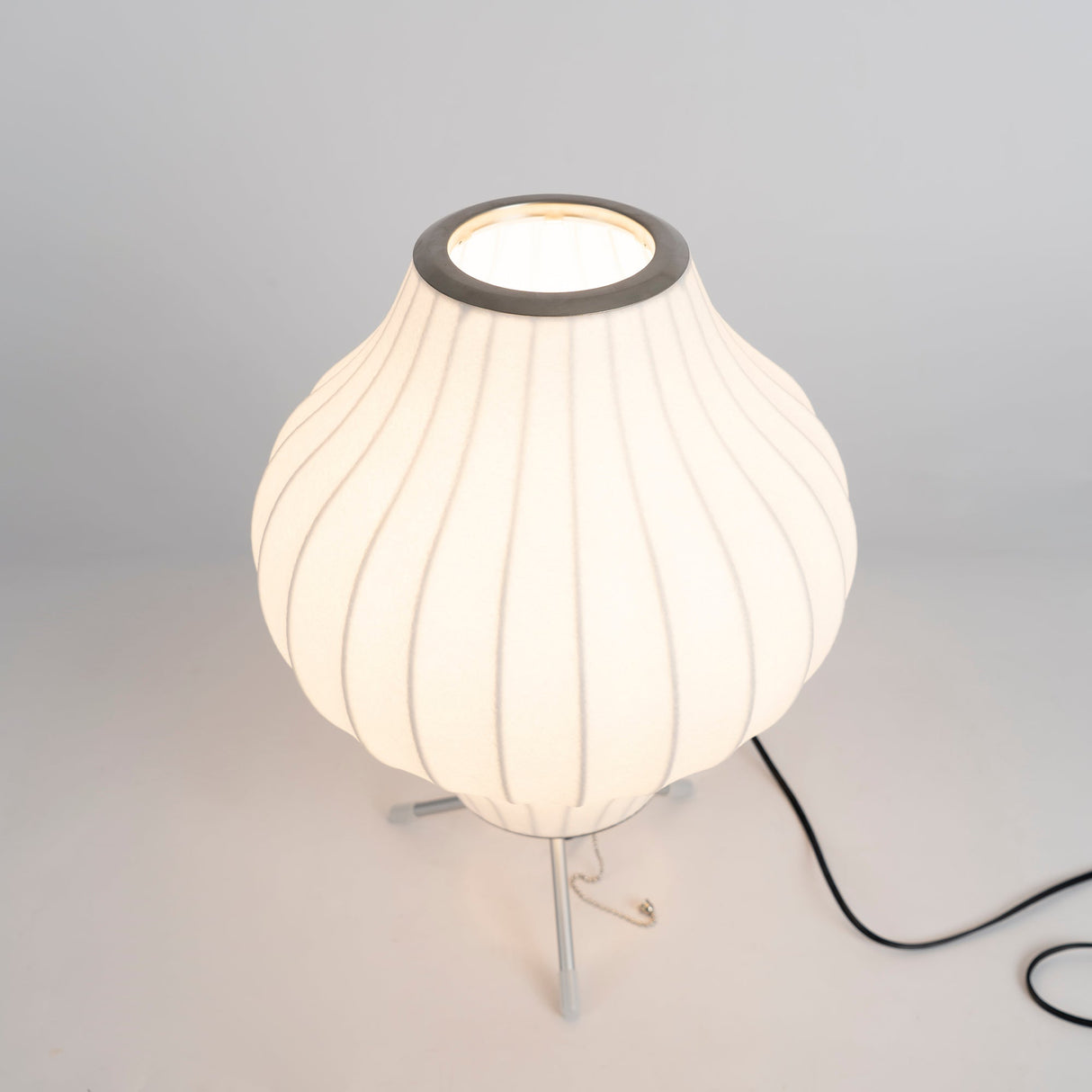 TripodAura - Nelson Lighting