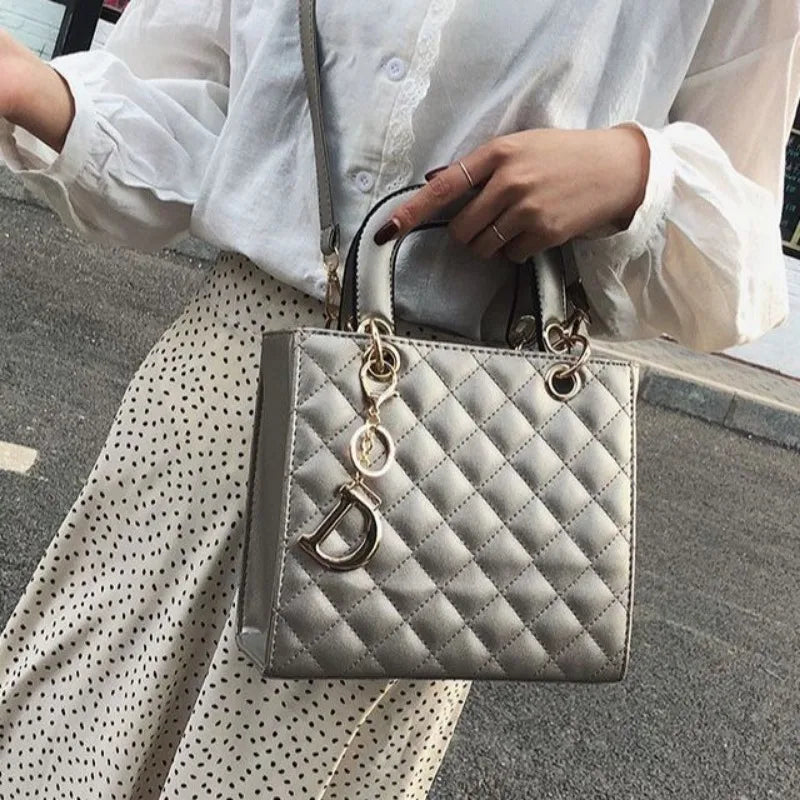 Alessia | Fashion Chain Tote Bag – Luxury Quilted Design | Versatile Shoulder & Crossbody | Trending Handbag for Women