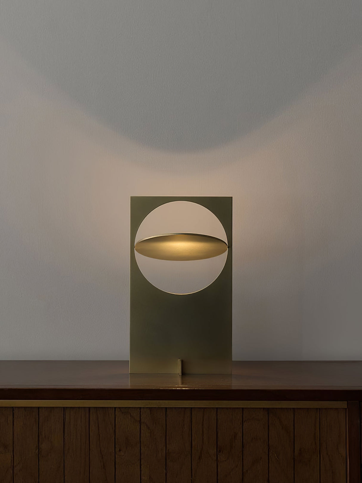 SleekShine - Minimalistische Tafel Lamp met LED Verlichting