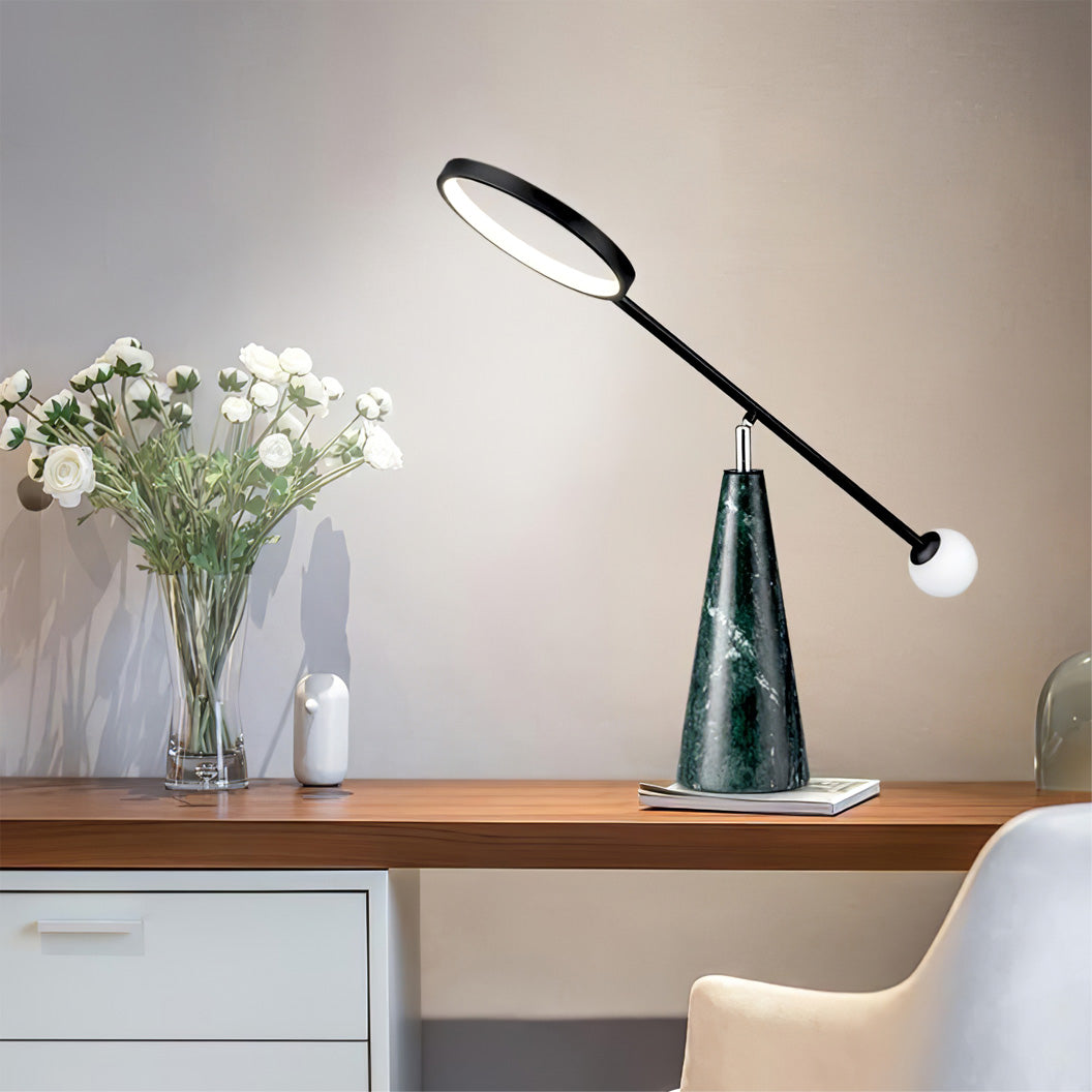 TriGlow – Geometric Table Lamp with Adjustable Swan Neck
